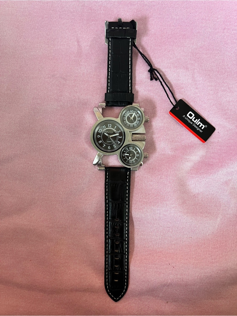 Oulm Black Multi-Dial Men's Watch with Silver Case